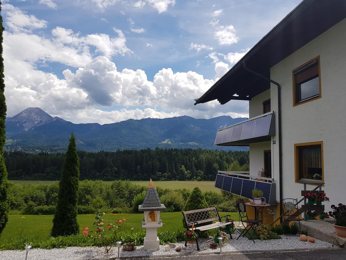 Ferienwohnungen Pirker Drobollach am Faakersee Eksteriør billede
